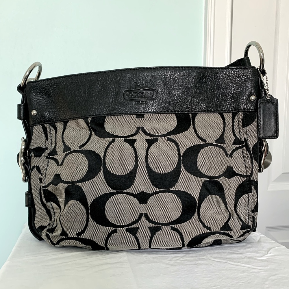 Coach shoulder bag